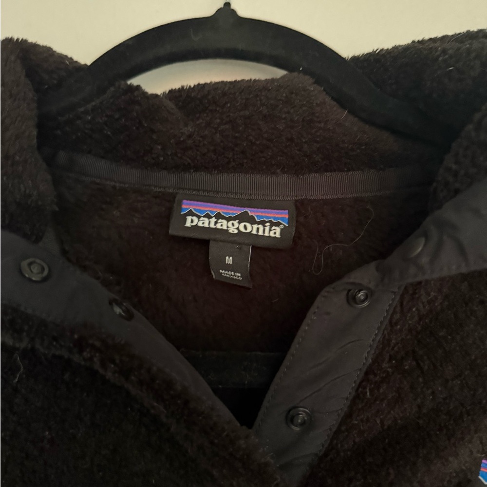 Patagonia Worn Wear Black Fleece Jacket - Picture 2 of 2